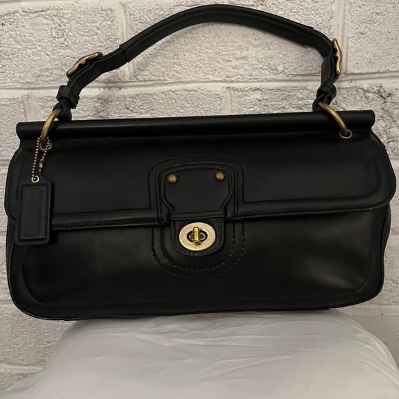 Coach Legacy City Willis  Satchel EUC - Picture 8 of 15